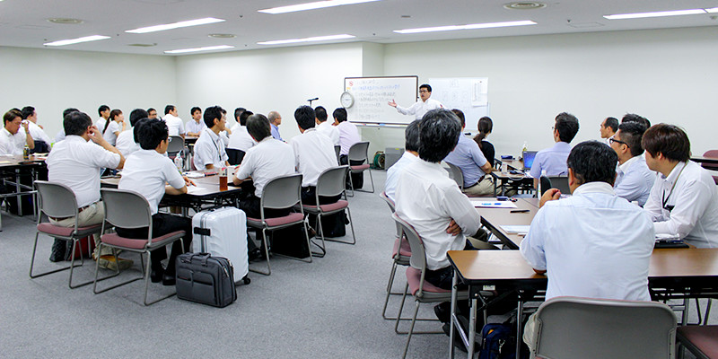 勉強会の様子の写真